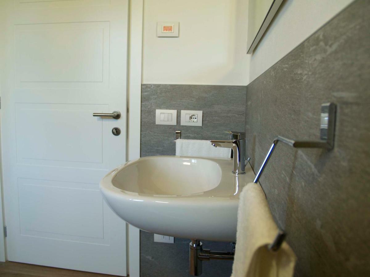 Casa Il Cedro Apartment Вербания Екстериор снимка