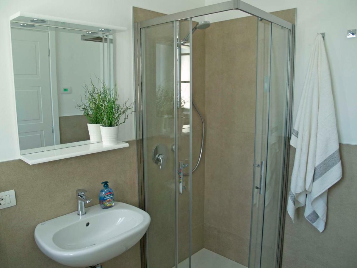 Casa Il Cedro Apartment Вербания Екстериор снимка